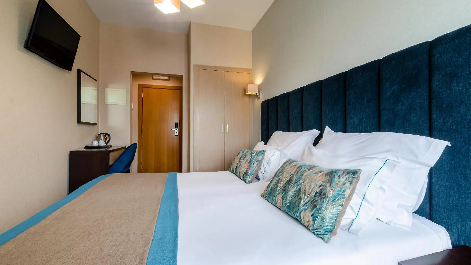 **  Hotel Dah - Dom Afonso Henriques (Adults Only) Lisboa Portugal